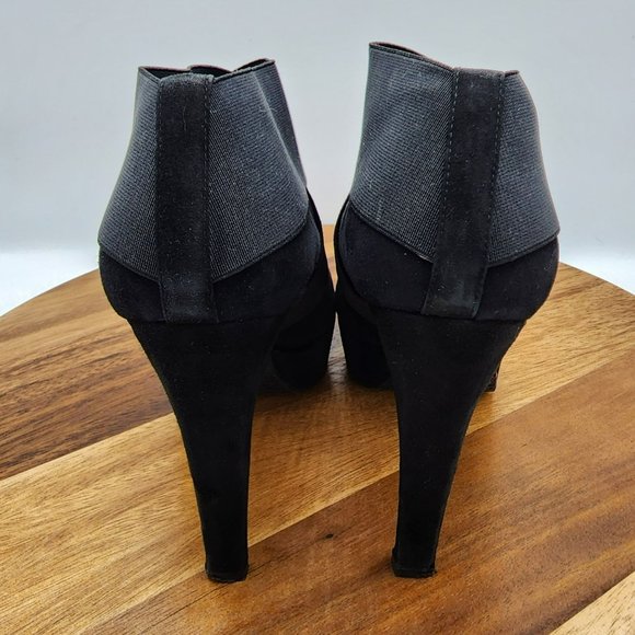 Stuart Weitzman Kilgore Ankle Boots 10 Black Suede Elastic Band Platform Pull On - Picture 5 of 13